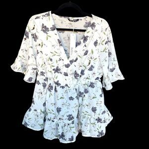 NWT Bloomchic Peplum Blouse Womens Size 12 Floral V-neck Boho Cottagecore Flowy